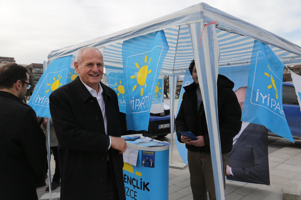 Sokaklarda ve Gönüllerde İYİ’ler var!

Mehmet KELEŞ 
İYİ Parti 
Düzce Belediye Başkan Adayı

#yenidenkeleş  #keleşiyigelecek  #iyiparti