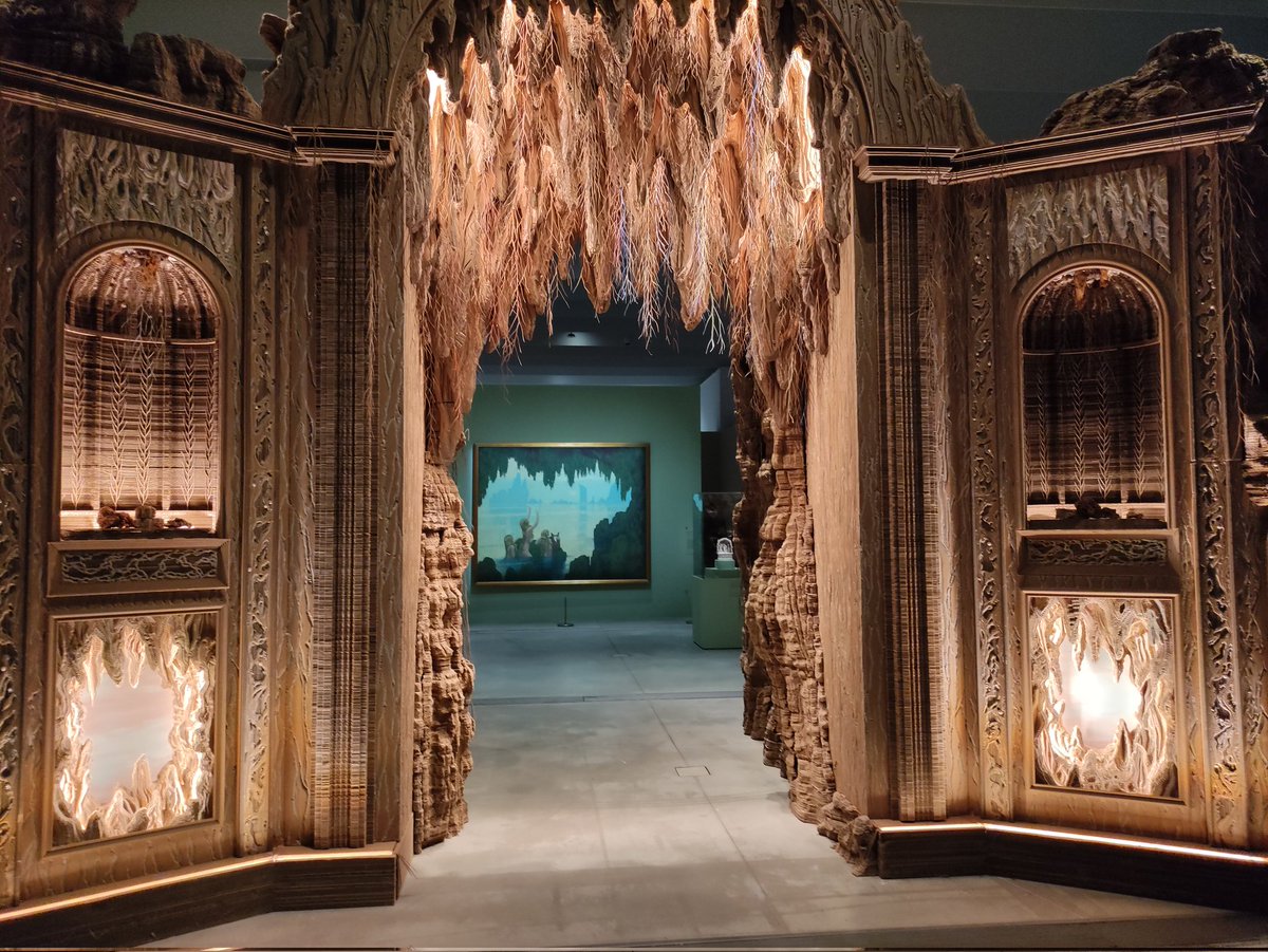 MuserAvec's tweet image. Hier soir vernissage de l'exposition #Mondessouterrains au @MuseeLouvreLens sans oublier de passer par la galerie du temps pour admirer #lepanierdefraises de Chardin