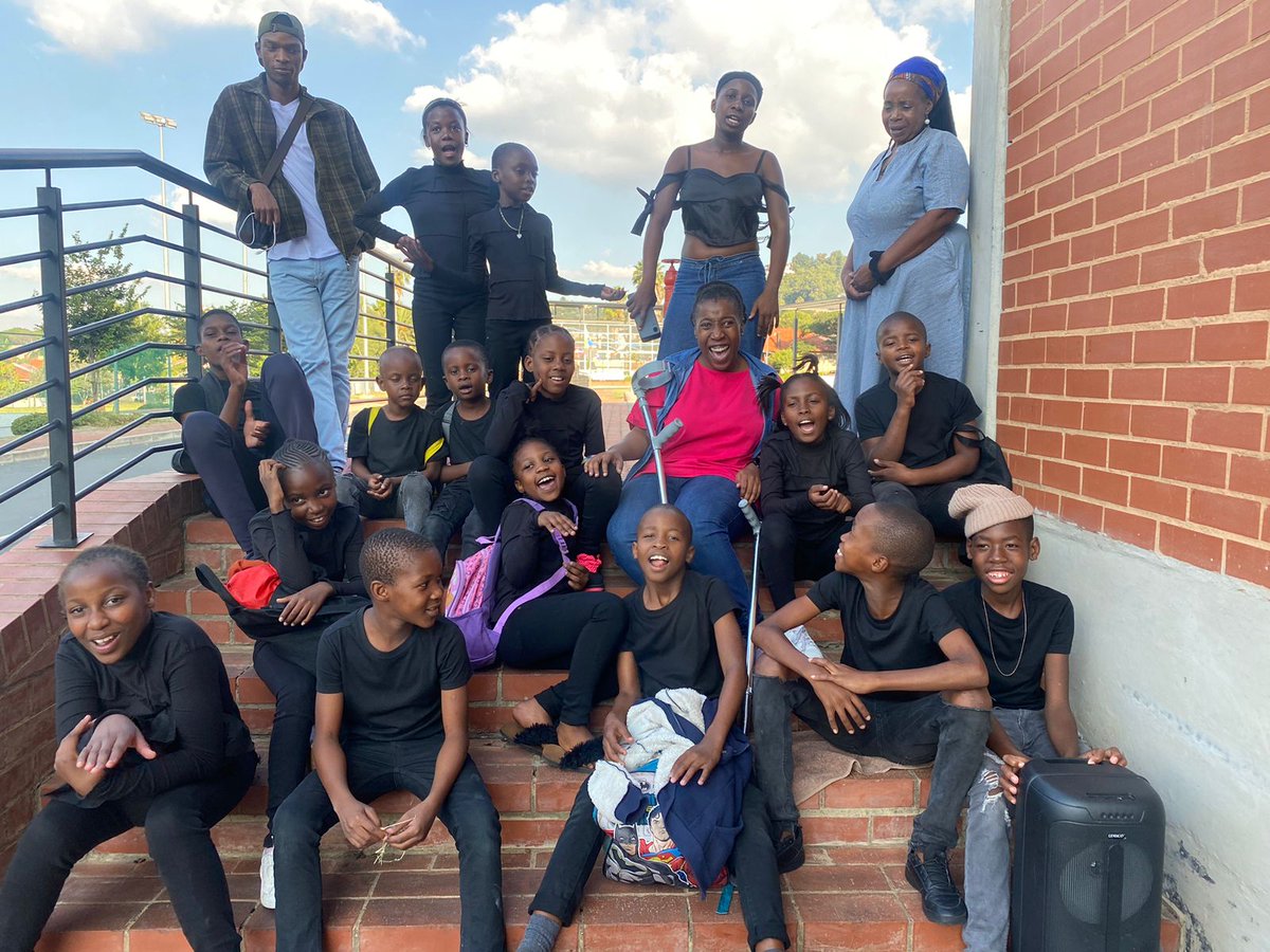 GomoraHasRisen's tweet image. Yesterday we continued unleashing our love for books at the 2nd day of the book fair with I am an African Foundation  &amp;amp; Joburg Libraries 

Exploring diverse stories, expanding our knowledge, &amp;amp; supporting a great cause. 

#PhoenixAlexandra #IamAnAfricanFoundation #JoburgLibraries