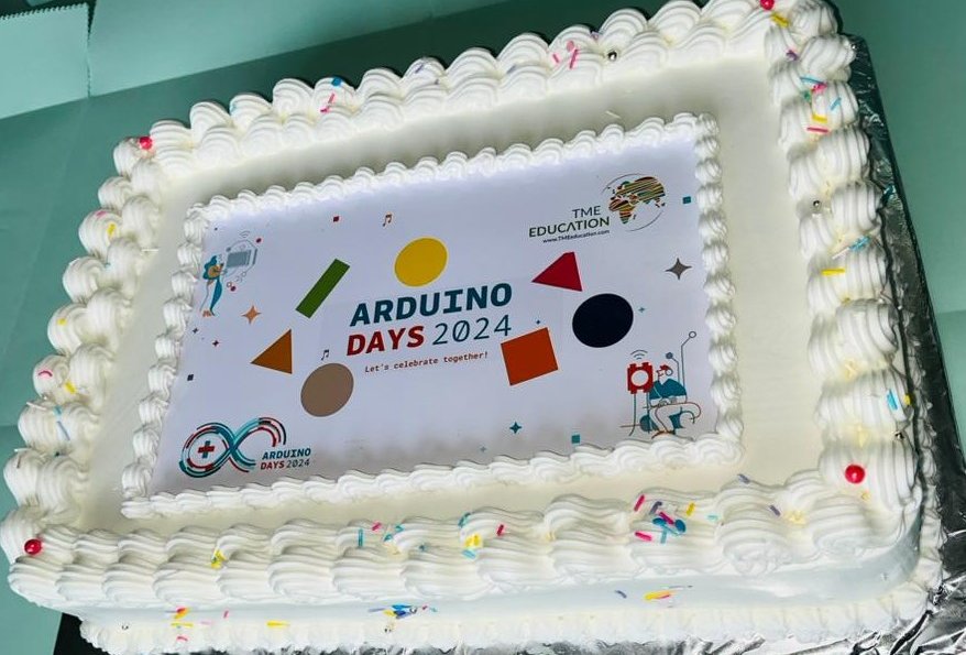 AdSanisse's tweet image. #Arduinodays2024 was well celebrated in 🇧🇮.
Thanks to @arduino and TME Ambassador @Mireille_Iranzi 
#arduino #Impactthefuture #embeddedsystems #iot