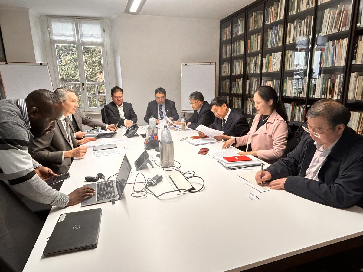 @CGIAR_EMD @CGIAR Also honored to welcome the Chinese Academy of Agricultural Sciences delegation at @BiovIntCIAT_eng in Rome. The #partnership between @CGIAR and 🇨🇳 is a strong and long-lasting one. Our collaboration aims to advance #foodsystems transformation through #science and #innovation.