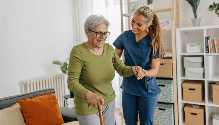 5 Qualities Every Caregiver for Seniors Needs #Caregiver #professionalcaregiver #seniors #Trustworthiness #familymembers #CaregiverQualities #SeniorCare #Caregiving #CompassionateCare #healthcare #ProfessionalDevelopment @TycoonStoryCo @tycoonstory2020 tycoonstory.com/5-qualities-ev…