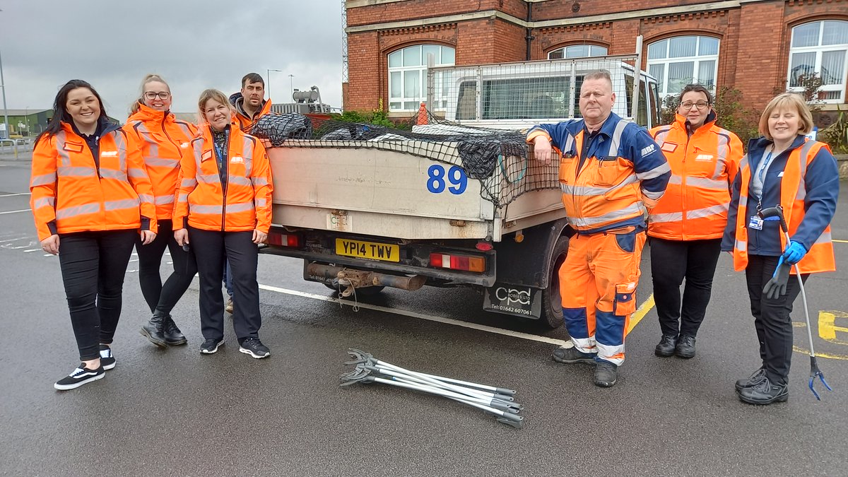 ABP News Release: ABP takes part in the Great British Spring Clean 2024. Last week teams across the Humber ports litter picked to keep the ports tidy. Read more here abports.co.uk/news-and-media… #litterpick #GreatBritishSpringClean