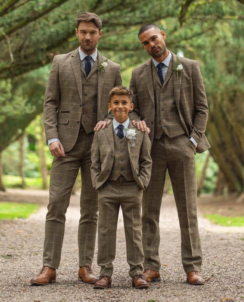 We have suits for everyone!
Many of our styles are available from aged 1.

Pop in and take a look or if you’re planning a wedding or need a suit for prom, arrange a private meeting and have the shop to yourself!

#bromsgrove #promsuits #weddingsuits #menssuits #boyssuits