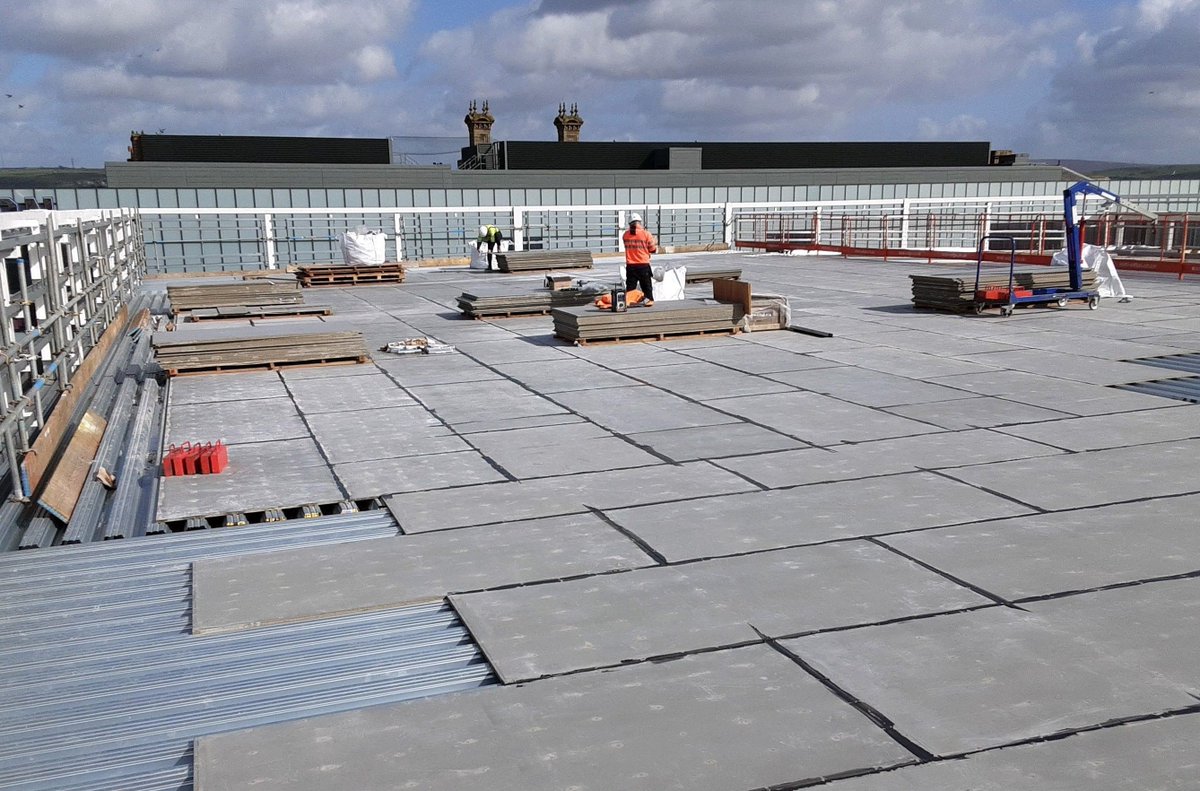 We're currently working for @willmottdixon on the new Spindles Town Square Development in Oldham and progress is going great #roofing #cladding #oldham #spindles #willmottdixon #rainscreen #constructionuk