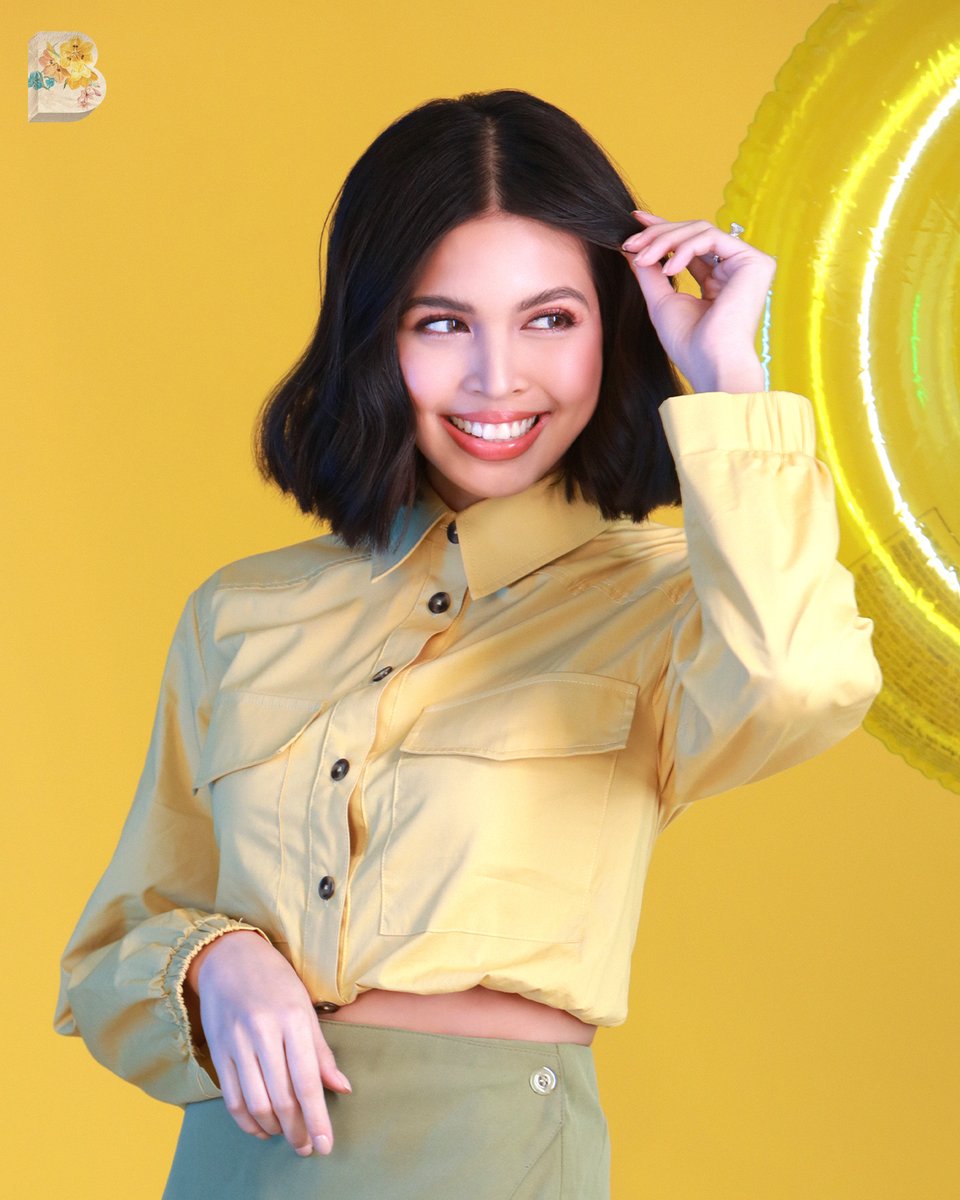 Radiating summer vibes brighter than the sun itself! 🌞 Join @mainedcm in embracing the summer spirit with this effortlessly chic #BENCHSummer2024 ensemble. #BENCHSummer2024 look: Top (YLR0599) P1399.75 Skort (LYW9391) P599.75