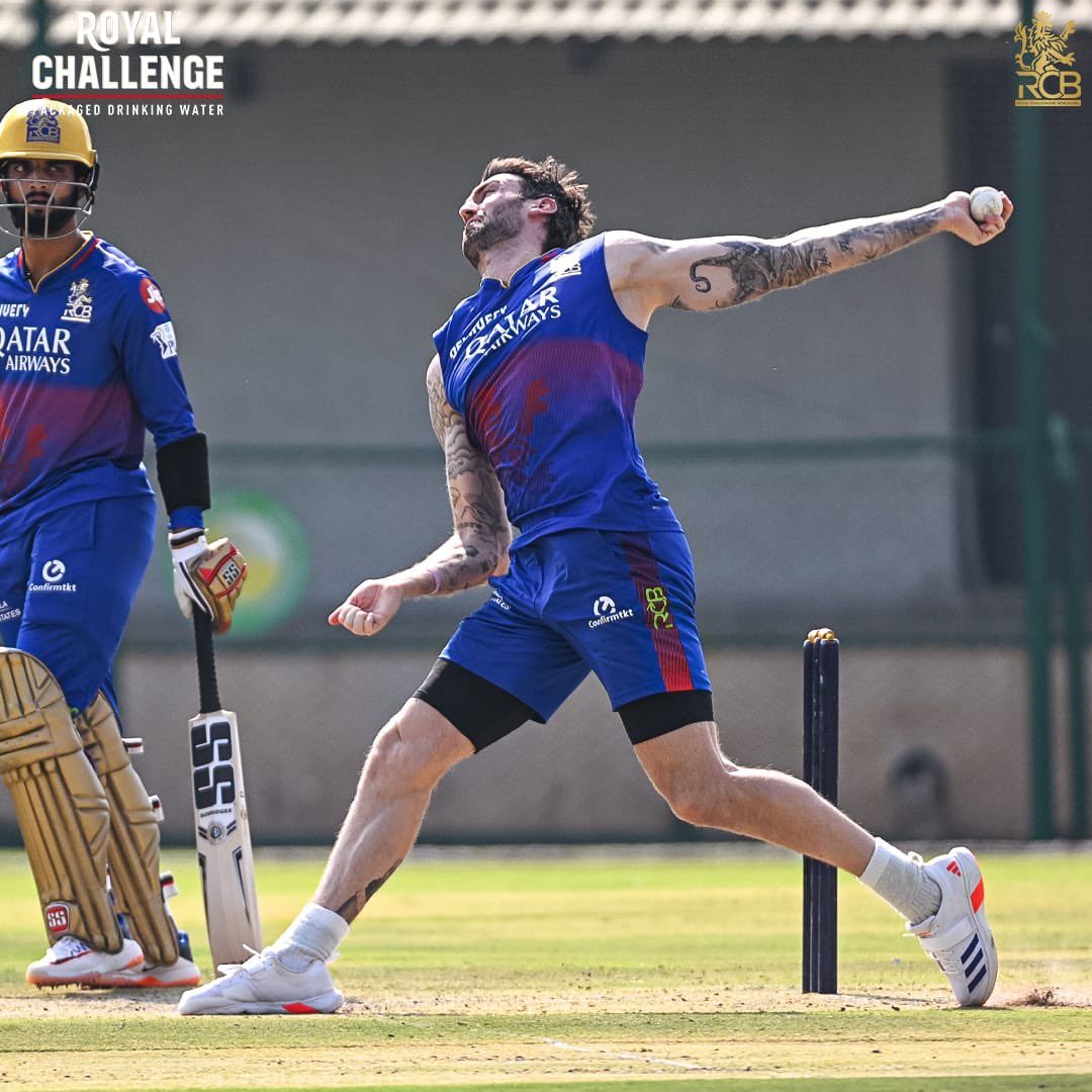 Royal Challenge Packaged Drinking Water Moment of the Day 📸

Our pace battery steaming in full charge! 🔋⚡

#PlayBold #ನಮ್ಮRCB #IPL2024 #ChooseBold (1/2)