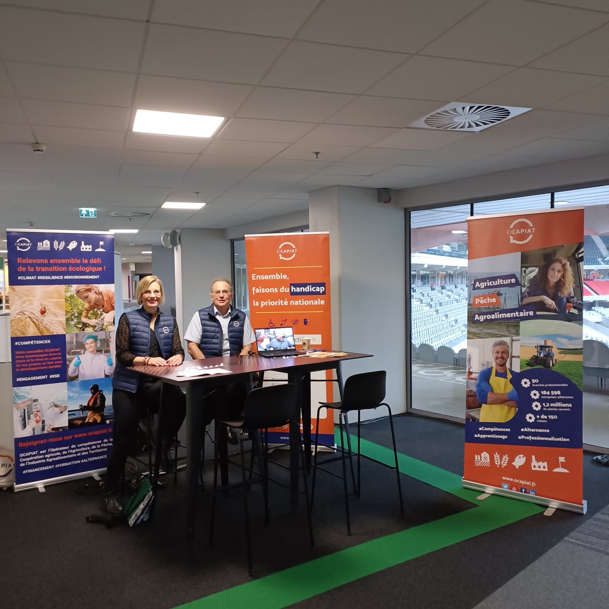 OCAPIAT Hauts-de-France (@ocapiat_hdf) on Twitter photo OCAPIAT en DIRECT du Salon <a href="/JeunesdAvenirs/">Jeunes d'Avenirs</a>, le salon de l’Emploi, de l’Alternance, de la Formation et des Conseils.
Retrouvez nous toute la journée au Stade Pierre Mauroy à Villeneuve-d’Ascq !
Plus d'information ici : jeunesdavenirs.fr/salon-jeunes-d… OCAPIAT en DIRECT du Salon <a href="/JeunesdAvenirs/">Jeunes d'Avenirs</a>, le salon de l’Emploi, de l’Alternance, de la Formation et des Conseils.
Retrouvez nous toute la journée au Stade Pierre Mauroy à Villeneuve-d’Ascq !
Plus d'information ici : jeunesdavenirs.fr/salon-jeunes-d…
