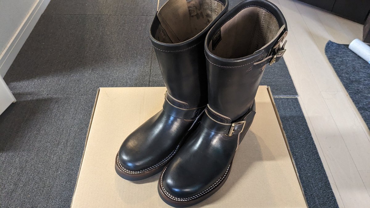 vintagets0711's tweet photo. Argo エンジニアやっと届いた
カッコイイ！！　10ヶ月まったけど…

ホースバット　チョイスカスタムしてもらい　サイズもバッチリ！

#エンジニアブーツ #Argo　#ブーツ

海外ヴィンテージSHOP
一部スーパーセール中！
https://t.co/nCqmttMrJR
#ヴィンテージデニム
#チャンピオンリバースウィーブ https://t.co/NMDQWtP4KR