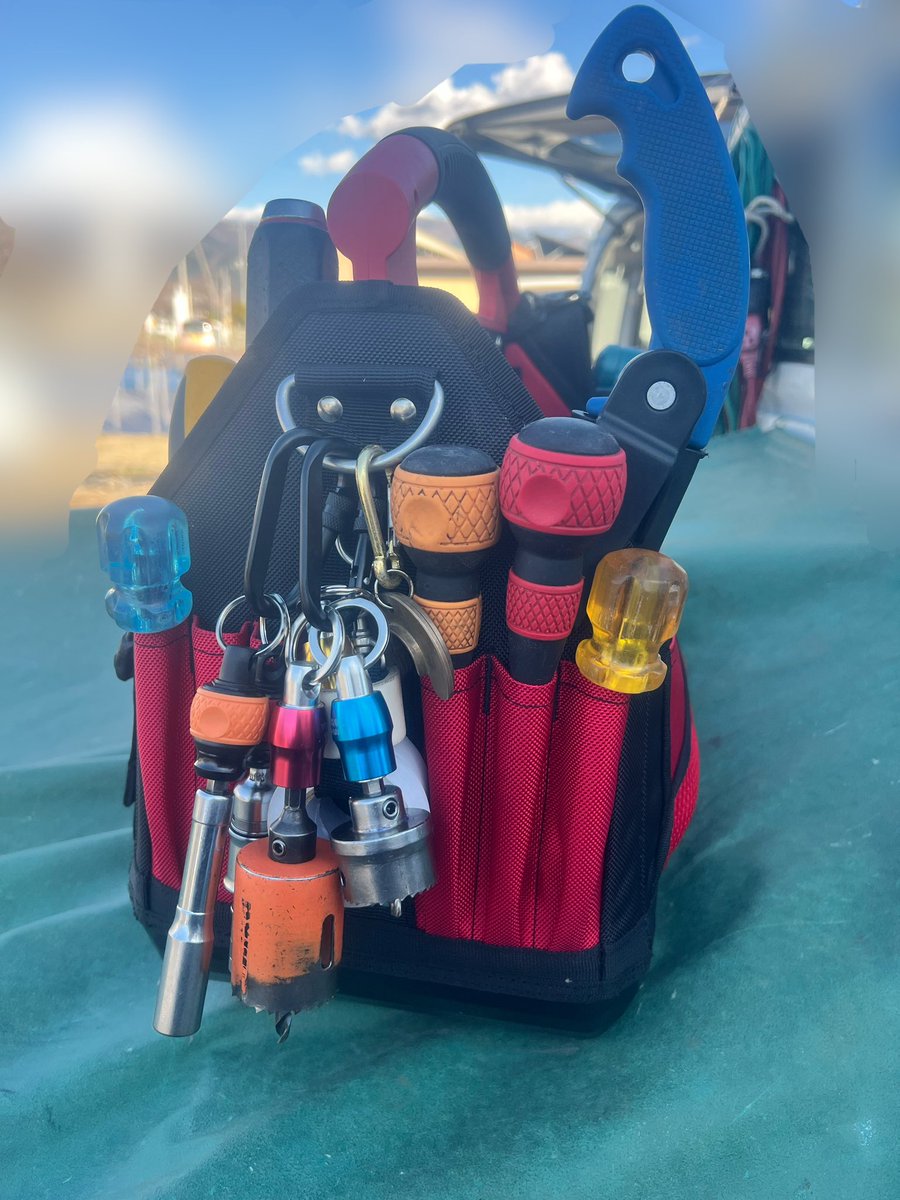 SKULD_YAHATAINU's tweet image. ワイの今年度の仕事バッグ👜もほぼ完成した(´･Д･)」
えっ⁉︎ベトプロで揃えろ？( ꒪⌓꒪ )金がそんなに無いんよ🤣

#VETOPRO 
#Milwaukee