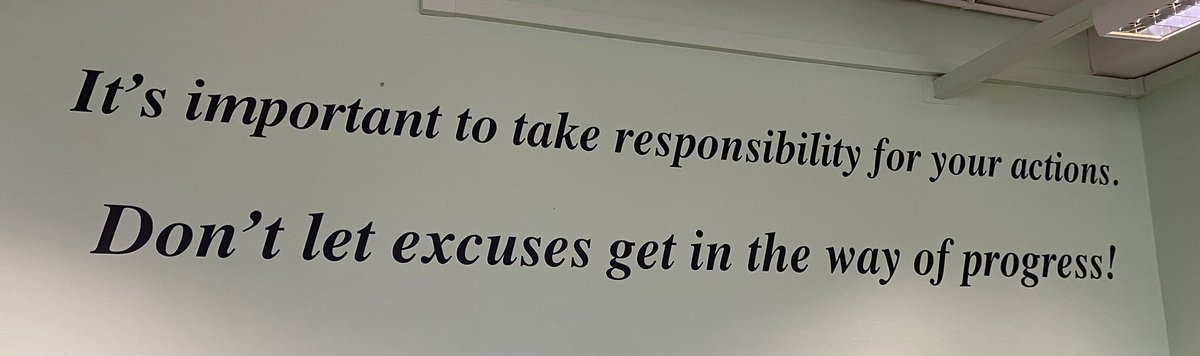 Some subliminal reminders around @StewardsAcademy to encourage our students to do the right thing. 😀 @Stewards_Head @vicgoddard @yourharlow @StephenDrew72