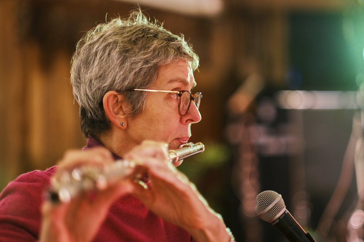 INSTRUMENT APPEAL! We need flutes in working order. If you have one you no longer use, please email info@changingtunes.org.uk and we will arrange drop off/collection. Thank you 🪈