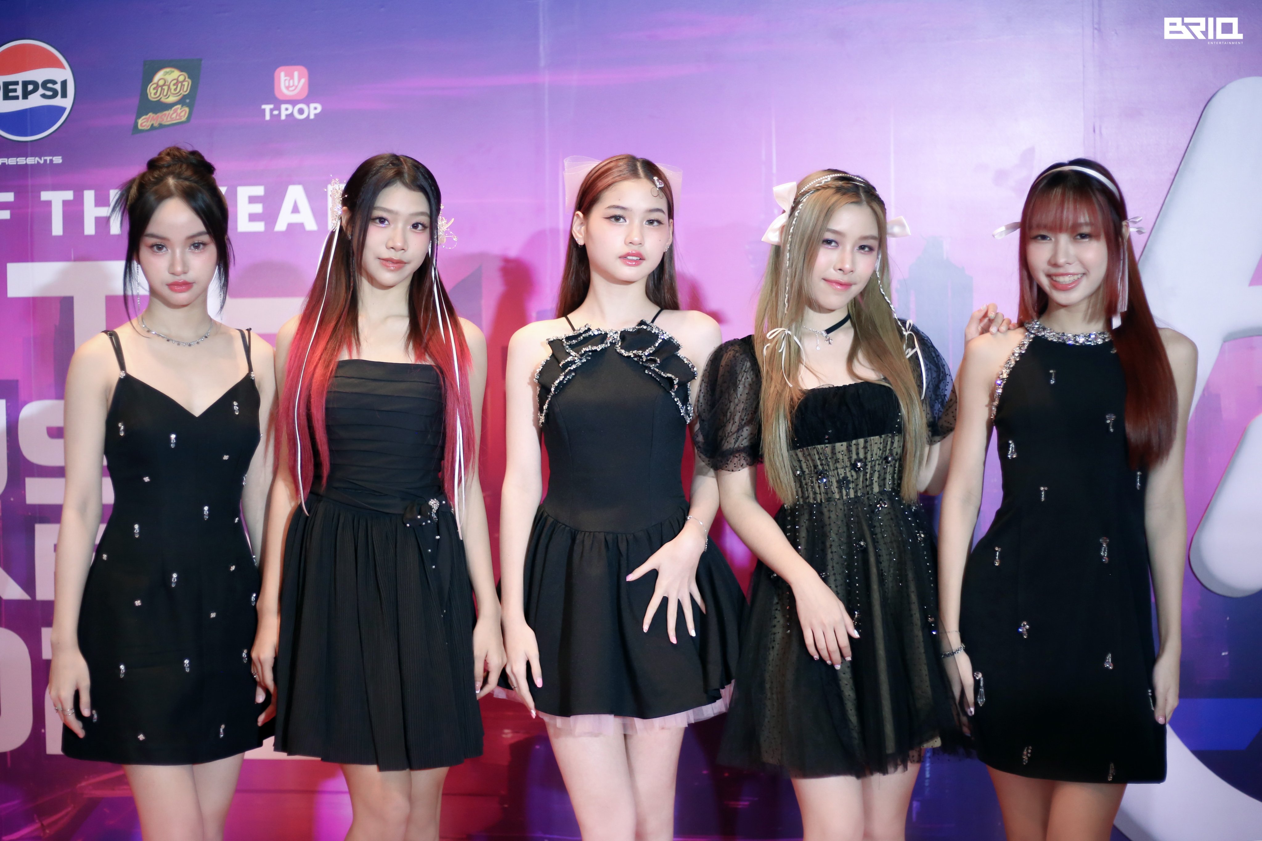 GJqfWkGb0AA1c-F?format=jpg&name=4096x4096