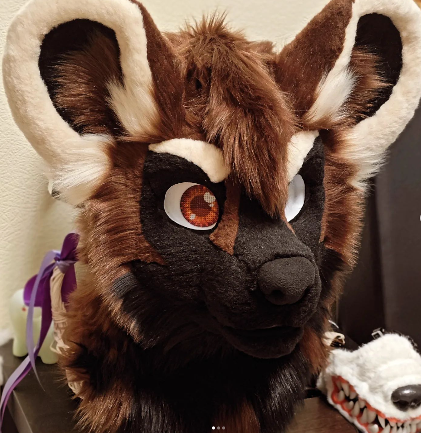 Tigress_Zews's tweet image. Head and done!
Paws and tail in progress!
Just look at this evil boy!
He is incomparable 🤎🖤
#fur #fursuitmaker #fursuitbase #fursuitcommissions #fursona #fursuitbuilder #fursuitpartial #fursuit #fursuitdancer #fursuiting  #furry #furryfandom #fursuit #fursuitmaker