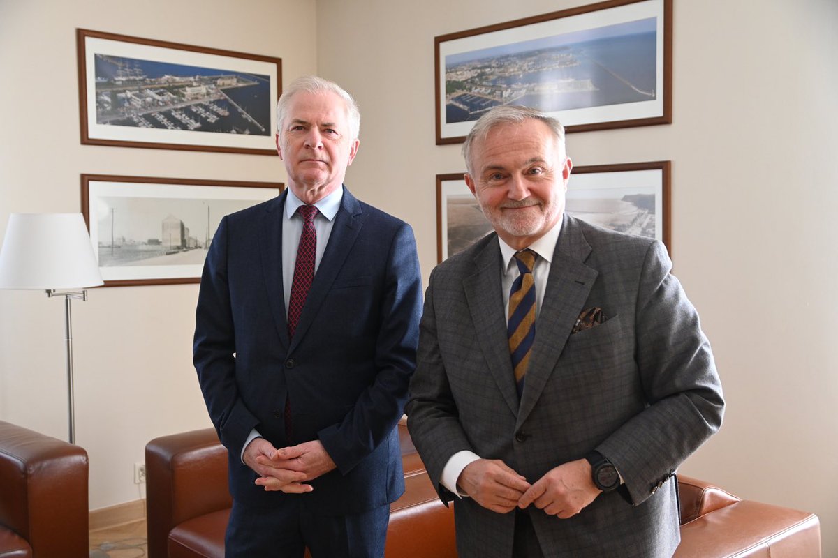 Wspólnie z Senatorem <a href="/SlawomirRybicki/">SlawomirRybicki</a> zapraszamy dwie komisje senackie na posiedzenia do Gdyni gdynia.pl/mieszkaniec/co…