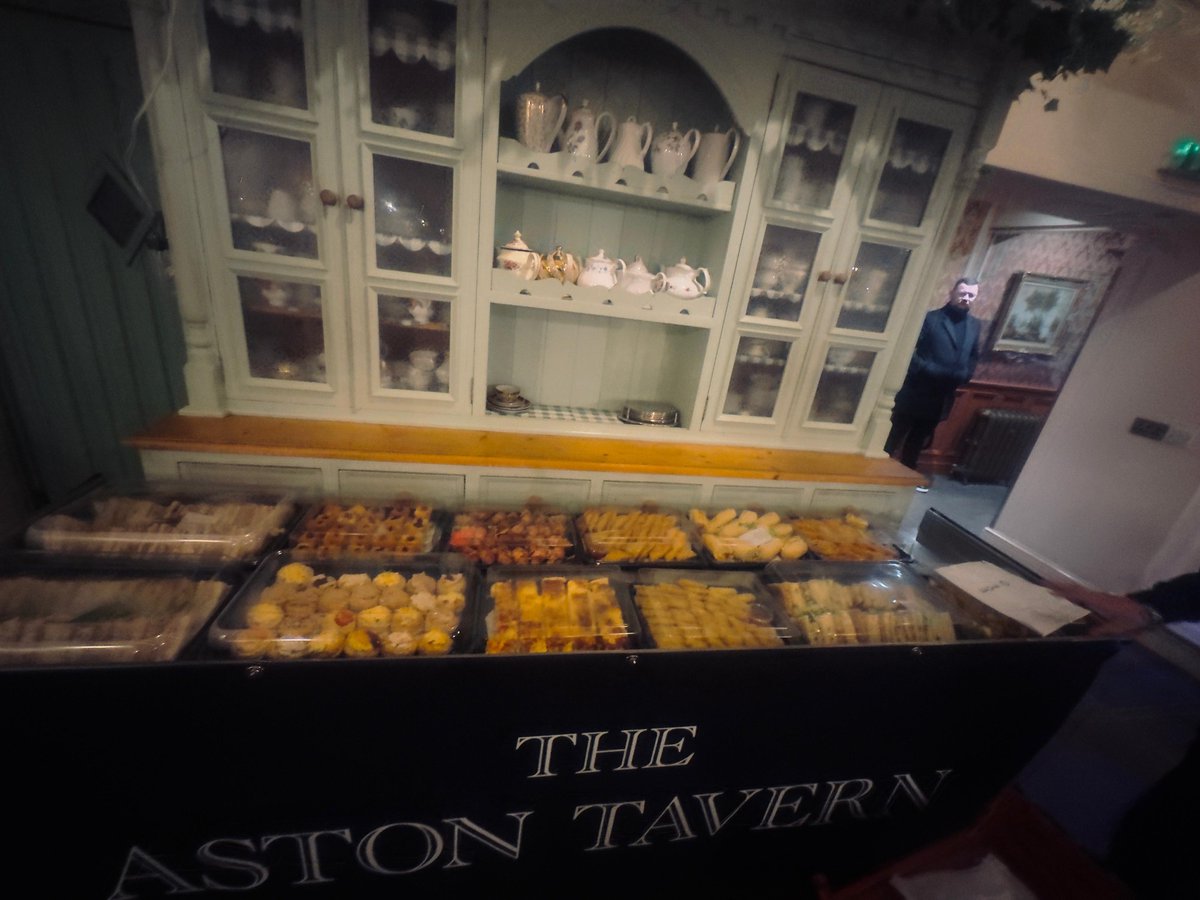 IcbSuites's tweet photo. 📅 Planning an event? Take 'food' off your to-do list with Buffet Express! Navigate our 1-2-3-4 order system and rest easy. 🥂https://t.co/ZSvDWSdLcc  #EventChecklist #BuffetExpress https://t.co/WCefm8DDa5