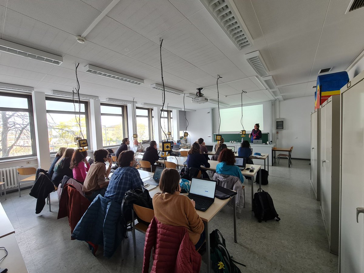 Our 'Computational Geodynamics' workshop is in full swing at the University of Mainz (@uni_mainz) Using European codes LaMEM & pTatin3D, participants gain hands-on experience in simulating Earth's processes. They're diving into Julia for simulations, from setup to analysis!