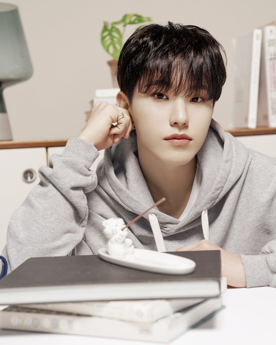 HYBE MERCH (@hybe_merch) on Twitter photo Artist-Made Collection by SEVENTEEN Season 2.
Photo Shoot - HOSHI
호시의 탐탐이 인형 키링, 인형, 인센스 홀더 세트를 위버스샵에서 만나보세요.
👀 상품 보러가기 campaigns.weverseshop.io/by_SVT_Season2
📆 판매 오픈 2024. 03. 28. 6PM (KST)
📍 <a href="/weverseshop/">Weverse Shop</a>
#HOSHI #호시
#SEVENTEEN #세븐틴
#byHOSHI Artist-Made Collection by SEVENTEEN Season 2.
Photo Shoot - HOSHI
호시의 탐탐이 인형 키링, 인형, 인센스 홀더 세트를 위버스샵에서 만나보세요.
👀 상품 보러가기 campaigns.weverseshop.io/by_SVT_Season2
📆 판매 오픈 2024. 03. 28. 6PM (KST)
📍 <a href="/weverseshop/">Weverse Shop</a>
#HOSHI #호시
#SEVENTEEN #세븐틴
#byHOSHI