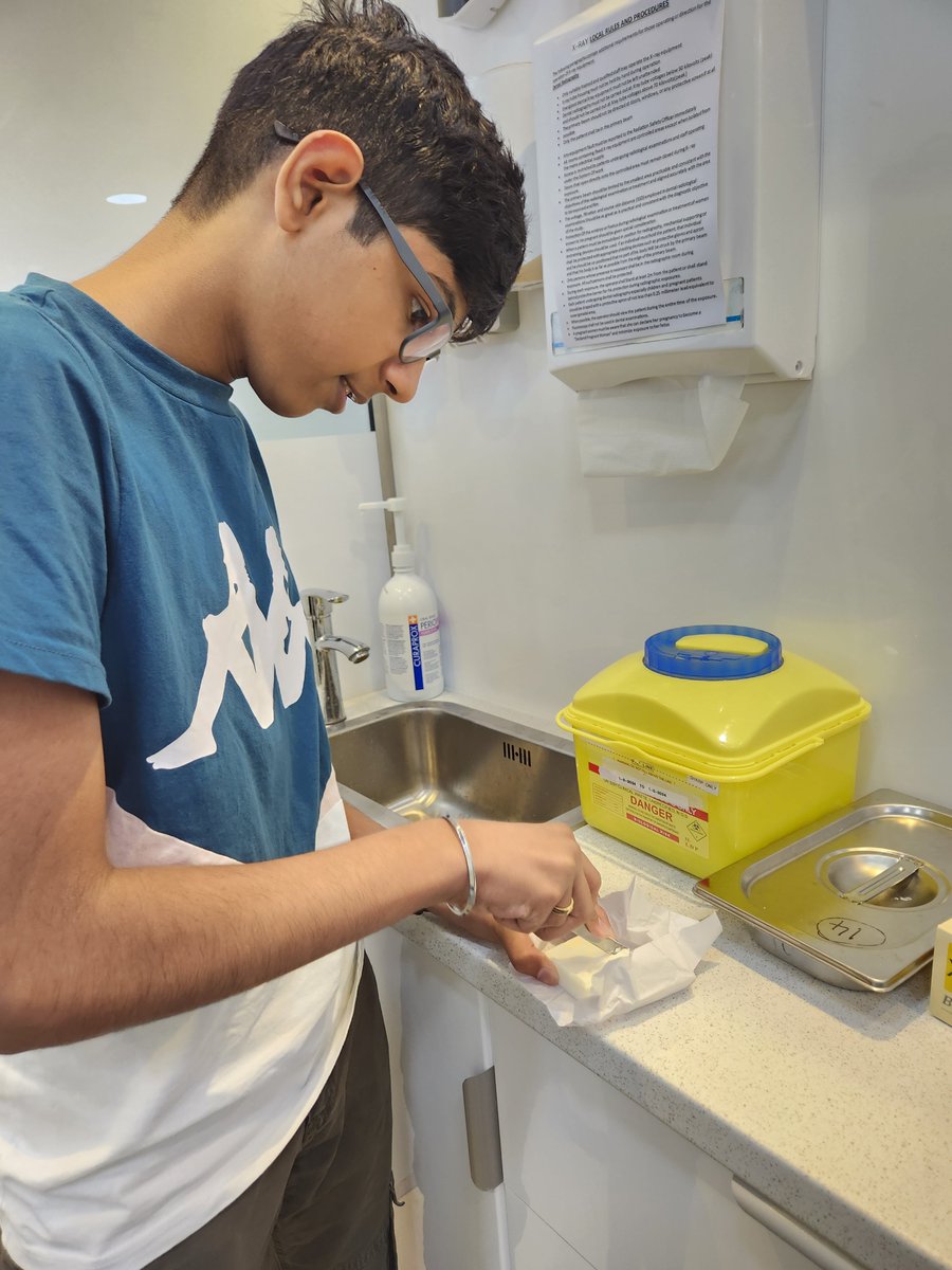 NMS Career Guidance tweet media