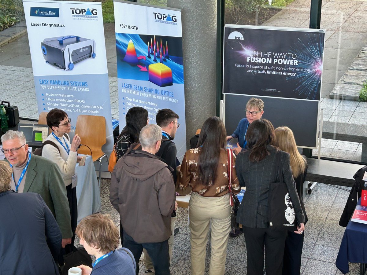 It was all about networking for early career researchers at the 2nd EPS Forum at the FU in Berlin from 25-27 March. Over half of the 400 participants were students. At the #ITER stand they got first-hand information about #research and job opportunities at ITER. @EuroPhysSoc