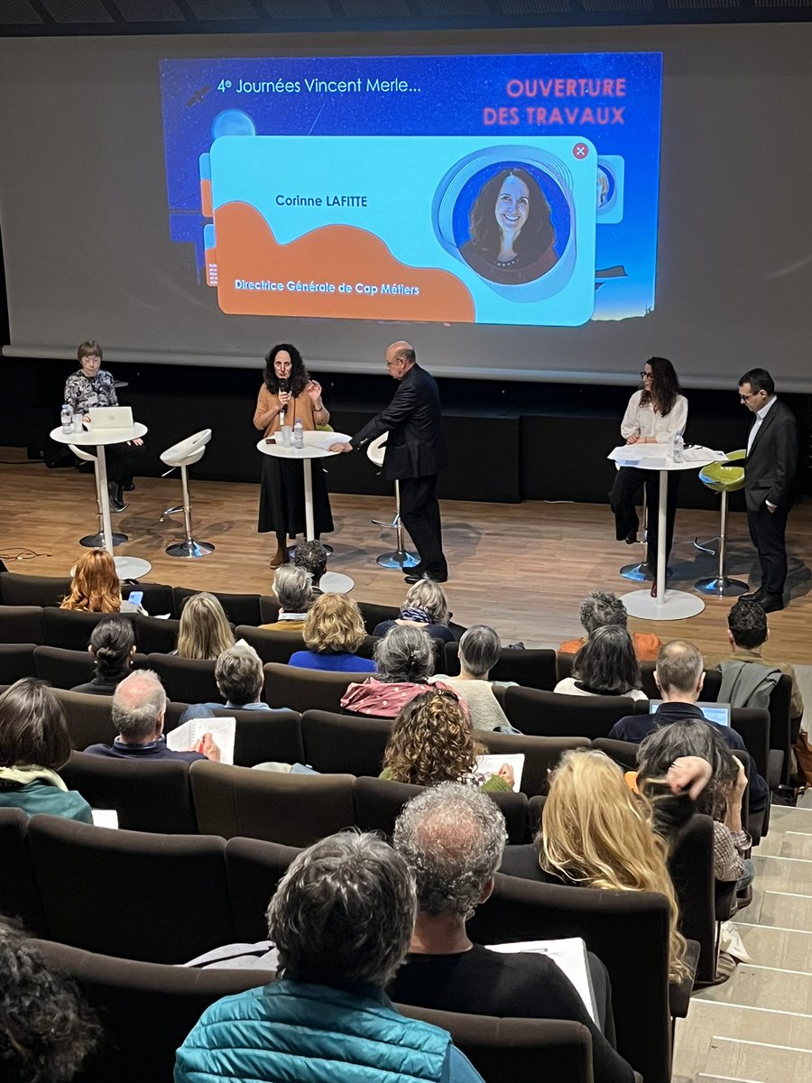 En direct des 4ème Journées Vincent Merle sur le thème de l’#apprentissage ! Deux journées d’échanges inspirants et de conférences interactives. Merci à @DuwoyePy @CorinneLafitteR Florence Lefresne David Mélo Josiane Véro pour l’ouverture de cette journée. #jvm