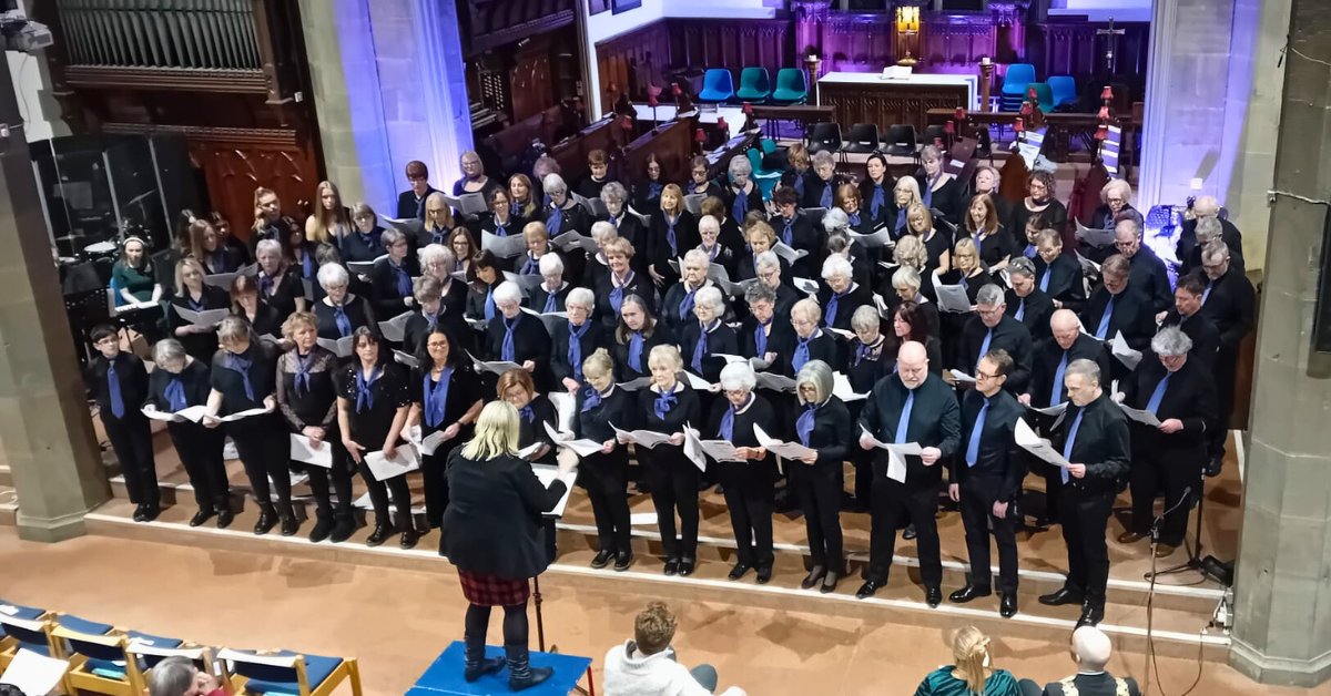 Holy Trinity Church hosted the Lindley Community Choir Memorial Concert with Members of Huddersfield Choral Youth Choir. The concert was dedicated to the memory of Steve Garrety a founder member of Lindley Community Choir. Proceeds went to @ForgetMNotChild and @TheKirkwood_UK