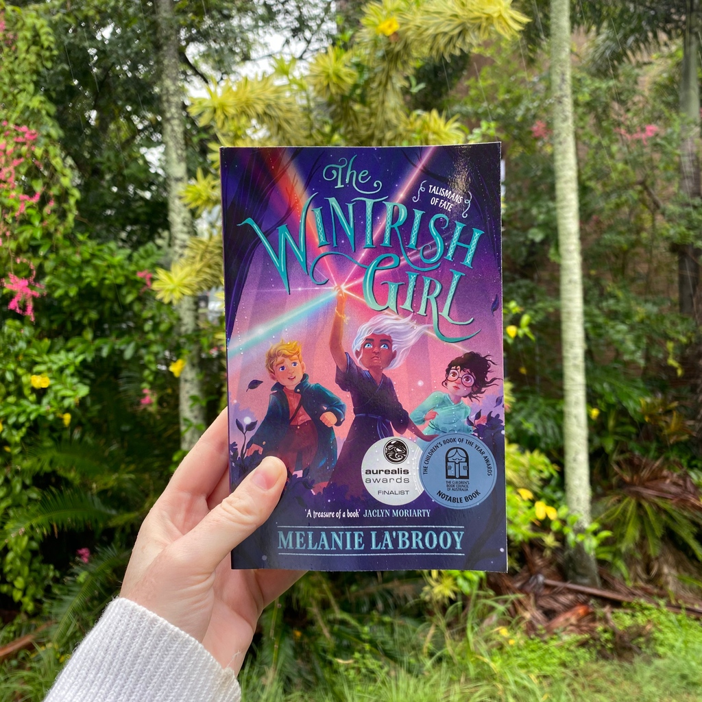 🎉 Congratulations Melanie La'Brooy for winning the inaugural @DANZCBA Middle Grade category for 'The Wintrish Girl'! 👉️ Learn more: bit.ly/3TVogFT
