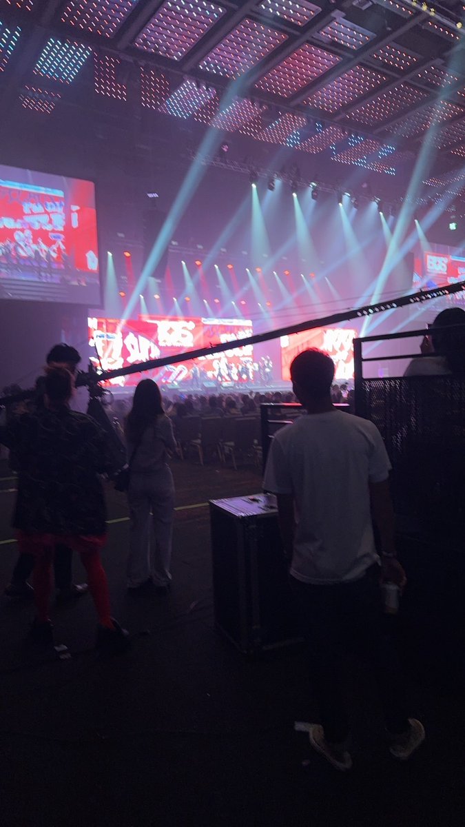 official_bamm's tweet photo. รีแคป งาน toty music awards 2023
ปล.ศิลปินที่ไม่ได้กล่าวถึงบางท่านทางดิฉันอาจจะไม่ได้ประสบพบเจอด้วยตนเอง เพราะด้วยความงานใหญ่และคนเยอะมาก เลยทำให้การแวะสนทนากับบางวงเป็นเรื่องที่ยาก และบางวง ก็กลับก่อนafter partyเริ่ม จึงมิได้มีการกล่าวถึงครบ ต้องขออภัยมา ณ ที่นี้
#bamm
#TOTY https://t.co/akOcnSkTBt