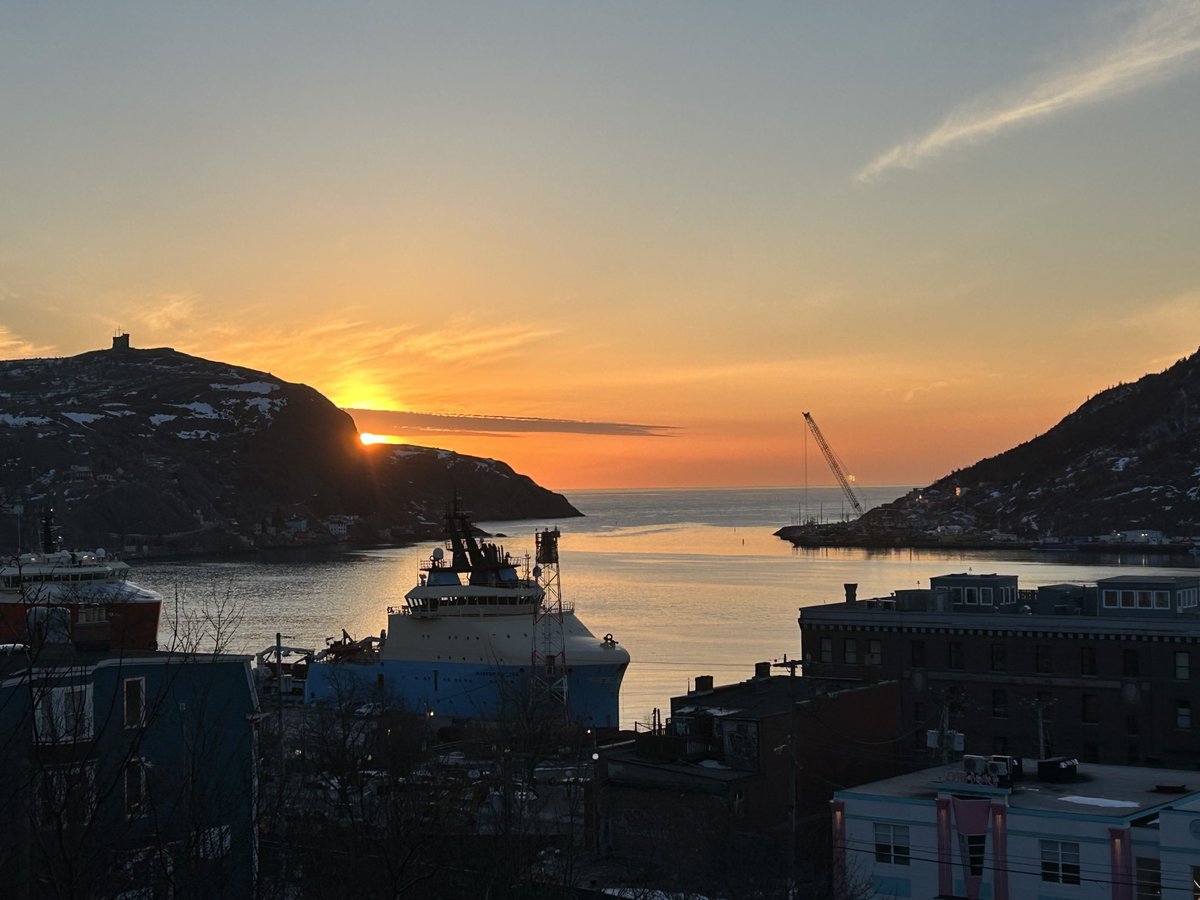 Sun rising behind North Head #NunneryHillView @CityofStJohns @HospitalityNL @NLTweets @ParkscanadaNL @DowntownStJohns @HappyCitySJ @ExploreCanada @NatGeoPhotos @EastCoastTrail #yyt #nlwx