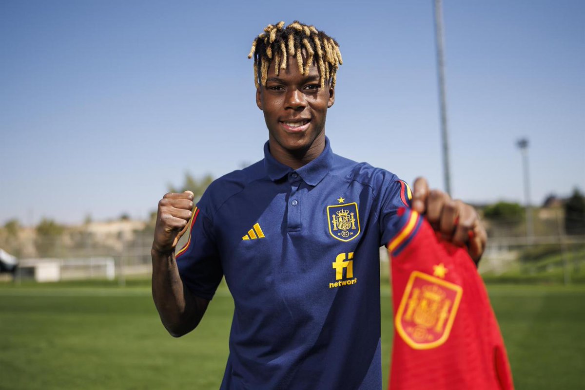 🚨 Barcelona are aware that Nico Williams would be excited to join them, and contacts with the player's entourage have never disappeared, not even after his renewal. @tjuanmarti