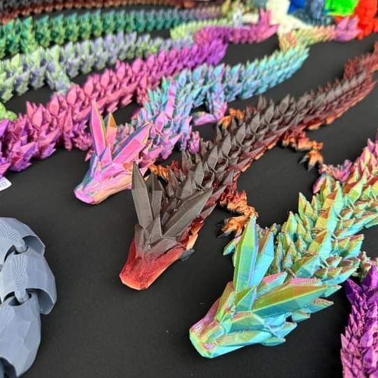 Steve’s 3D Printing produces great 3D Printed Pet Dragons, Roocktopus, knitted effect models, Lasercut wooden box’s, gifts, collectibles, Pokemon Cards, Plushies, Pin Badges, Stitch bag clips, Low Poly Figures, Ramune drinks, Dice and lots more. vipmumsndads.co.uk/advert/steves-…