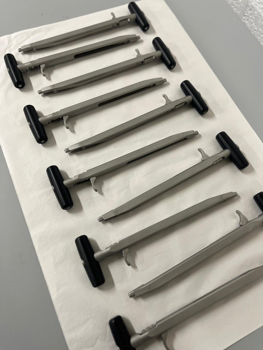 These elegantly simple surgical instruments embody both functionality and aesthetic appeal, reflecting our expertise in creating effective tools for the medical field. It's not just about complexity; it's about crafting instruments that perform flawlessly and look the part.