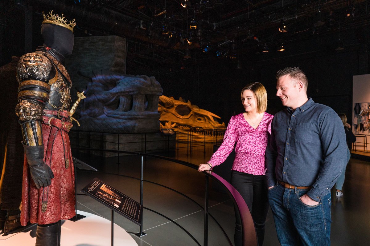 Game of Thrones Studio Tour celebrates second birthday🎉 The world-class visitor experience marked its second year with a new website, e-commerce site, new coach service and a spectacular Iron Throne birthday cake.😍 🔗ow.ly/pxYV50R1XUw