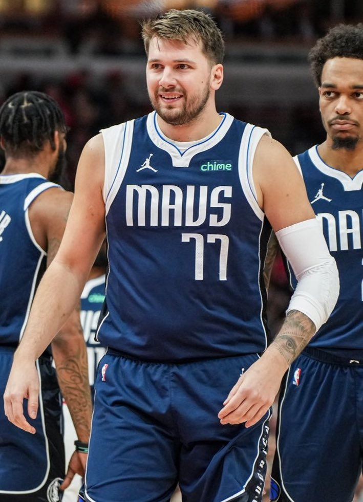 Mavs_FFL's tweet image. The best player in the NBA:

#MFFL