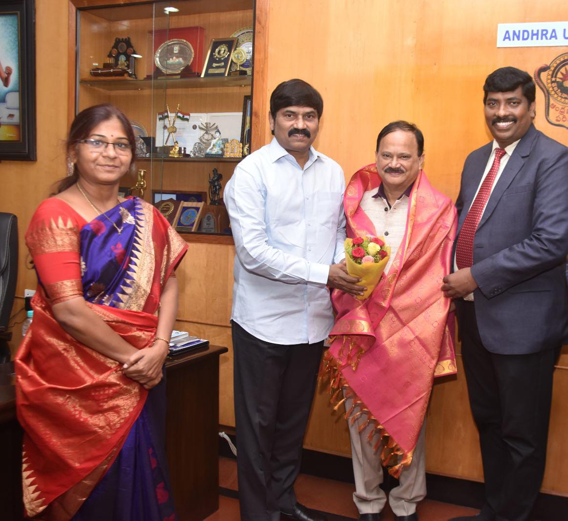 MoU between NCMRWF and Andhra University signed to enhance for fruitful collaboration in academic and research activities. On this occassion, Dr. V. S. Prasad, Head NCMRWF visited Andhra University and was honoured. He also interacted with the university adminstration.