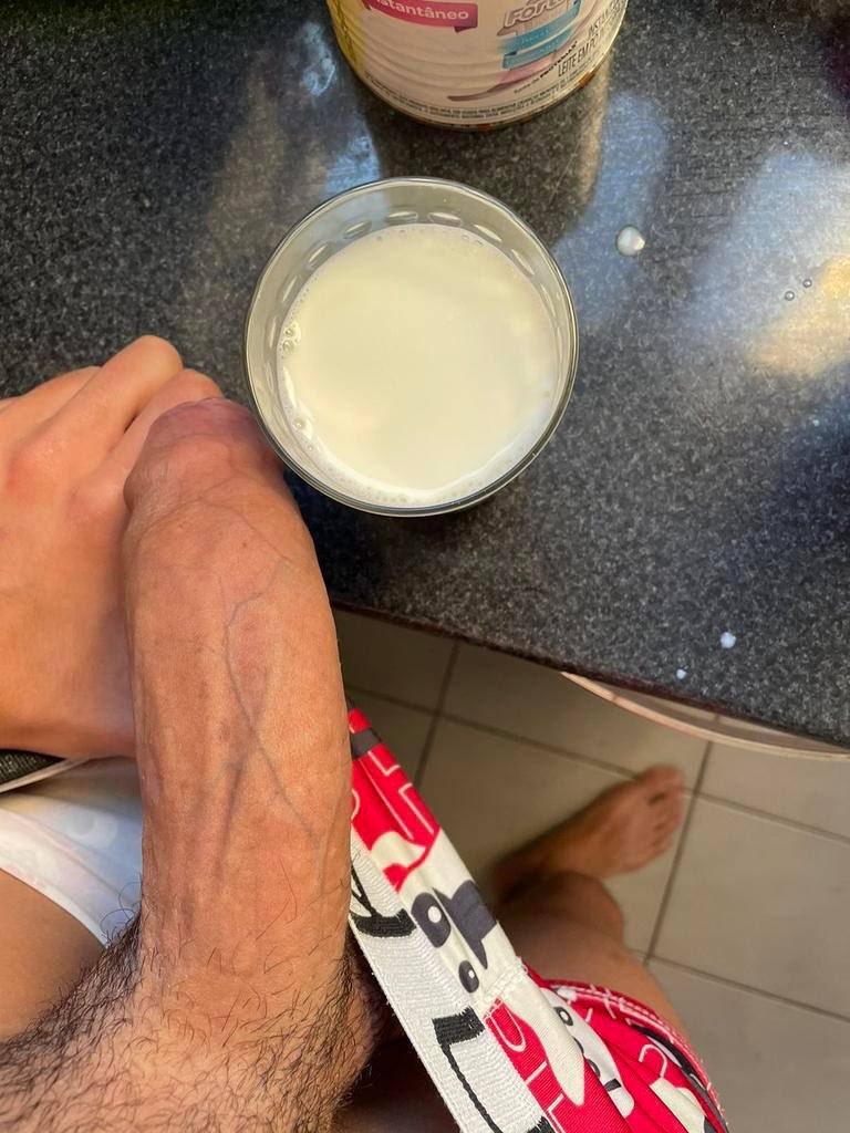 ᅟᅟ

    𝕼𝖚𝖆𝖑 𝖑𝖊𝖎𝖙𝖊 𝖙𝖚 𝖛𝖆𝖎 𝖖𝖚𝖊𝖗𝖊𝖗?

ᅟᅟ