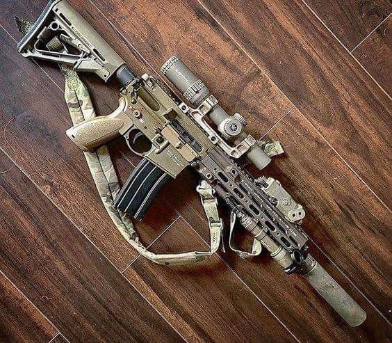 _Gun_Lover's tweet photo. Rt if you love #guns https://t.co/d0h8s4K0J5
