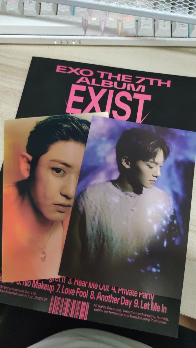 heeeymich's tweet photo. WTS LFB Help RT ONHAND

EXO Exist Photobook Unsealed - 280
- Ver E (PB+CD+D.O. Mini Poster+Sehun Postcard)
- Ver X (PB+CD+Chanyeol Holo Postcard &amp; Chen Postcard)

MOP: Gcash/Maya/BPI
MOD: LBC

comment or dm

T: exo freedom exist chen d.o. kyungsoo sehun chanyeol jongdae album https://t.co/j3pAuYyOuv