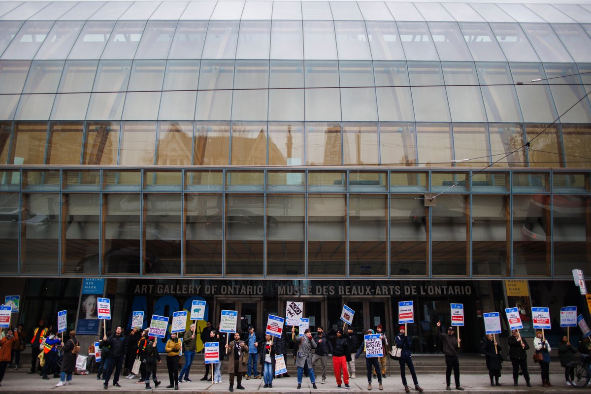 Striking AGO workers. 📸for @CdnPressNews