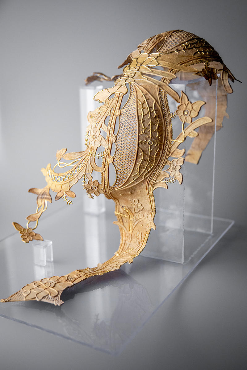 Lace lingere, lifesize trompe-l'oeil carving, wood and gold leaf. Artist: Julien Feller, Au Sable Forks, NY. 
Artwork of the Week ( #ncprartwork ) is supported by Downtown Artist Cellar:
@downtownartistcellar