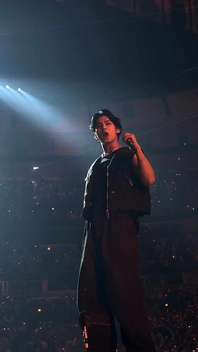 laiwritesx's tweet photo. one night | kmg x oc
"let's get married in vegas, we don't need guest lists, i don't wanna think too much" 🎶

An impertinent girl, a rapper from a KPOP Group, and a big party in Las Vegas, their lives turned a weird twist and turn when his management -- https://t.co/Y8KEaiIB5f