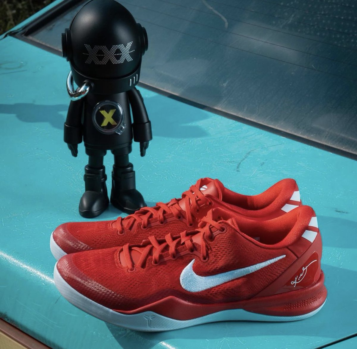 tengusneaker's tweet photo. 【スニーカー情報】
「ナイキ コービー8 プロトロ "ユニバーシティレッド"」の新画像がリーク!
📸:knowing_kicks
#nike #kobe8 #universityred https://t.co/EL0TTaCFW6