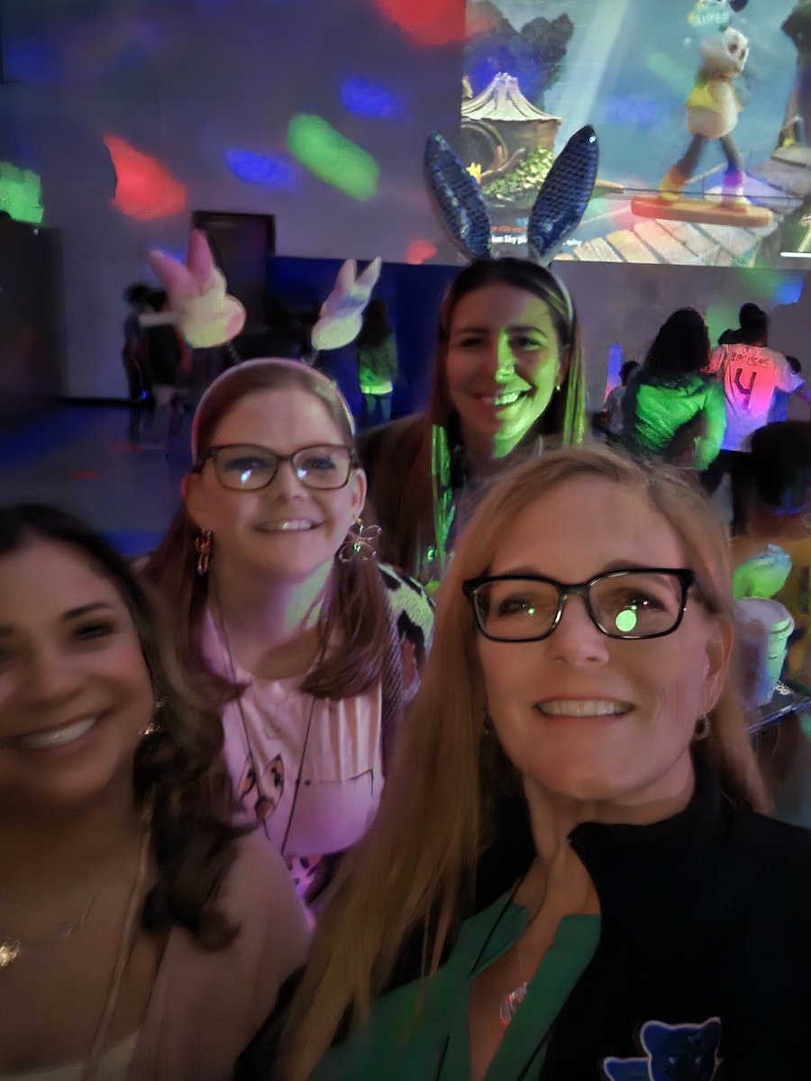 Deborah Schnitzer tweet media