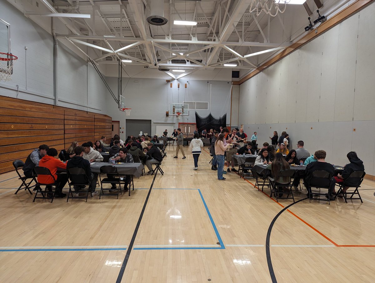 HanoverHS's tweet photo. PBIS Breakfast at HHS! #hpsdawesome https://t.co/5UMRjzv1SC