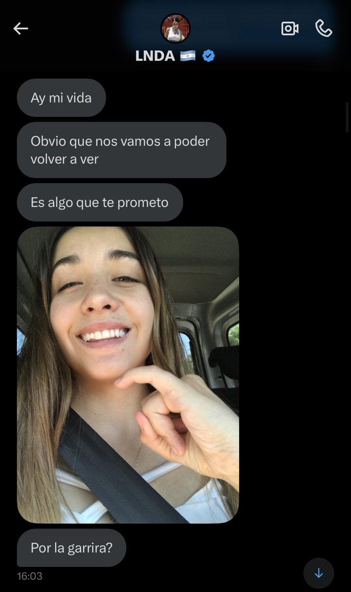 suarezdreamer's tweet photo. YO SABIAAA, sabía que iba a volverte a ver y encima haciendo lo que más te gusta @MariaBecerra22 te amo https://t.co/ALZK4WTVIr