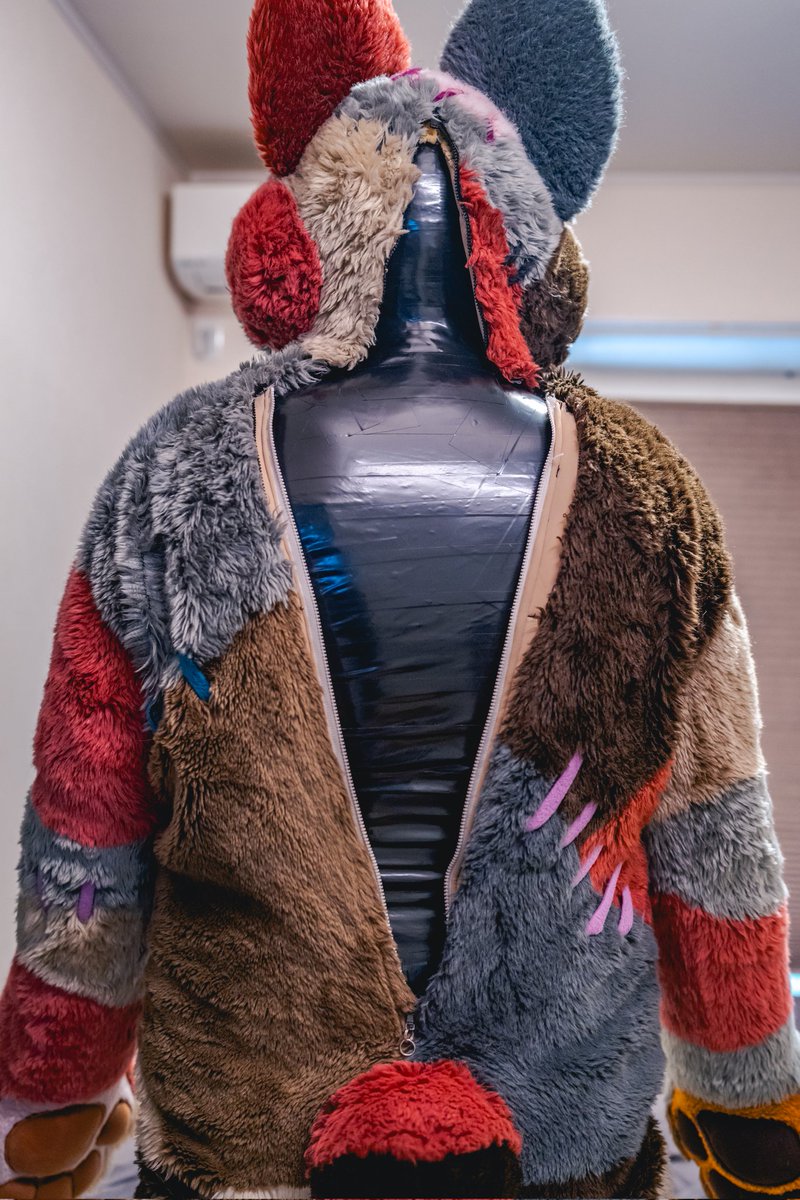 よーたさんと協力してビニテマネキンを作りました！ <a href="/8ra7kya33/">よーた</a> 
そのままぬいぐるみに詰めて2〜3時間ほど可愛がりました🧸