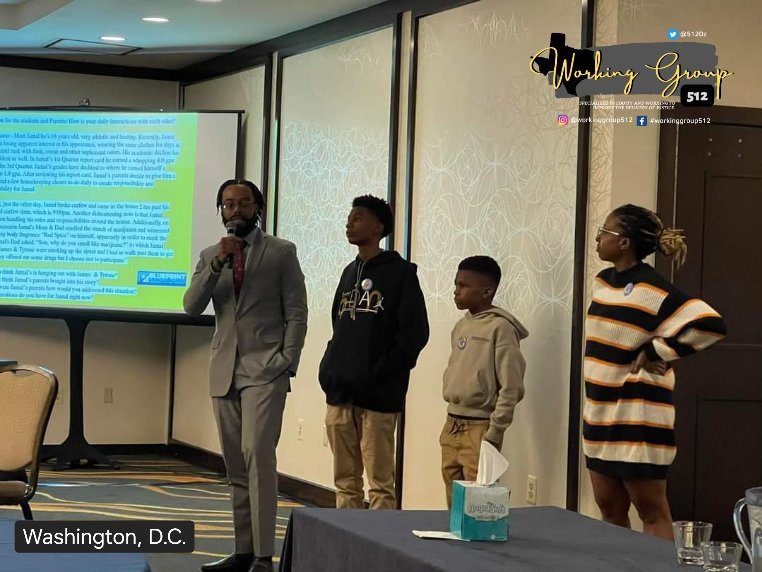 Our founder inspires & encourages Kids across the country to listen, learn, and develop. #512Oz 💯

#ChivasWatson | #JLUSAStrong | @prison2pro | @aaliaustin 🌎