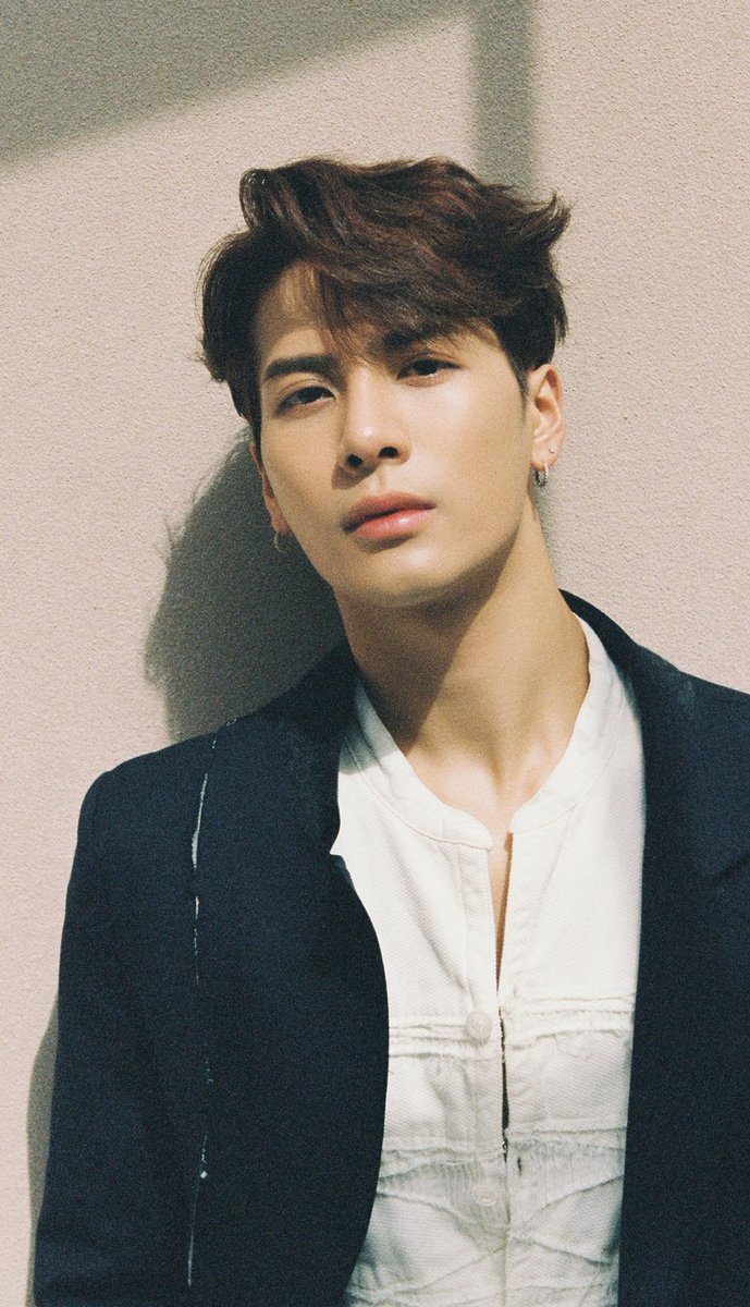 TOP100KPOP's tweet photo. Happy 30th birthday to GOT7's JACKSON! 🥳🎉 https://t.co/o8Rq8qqTC0