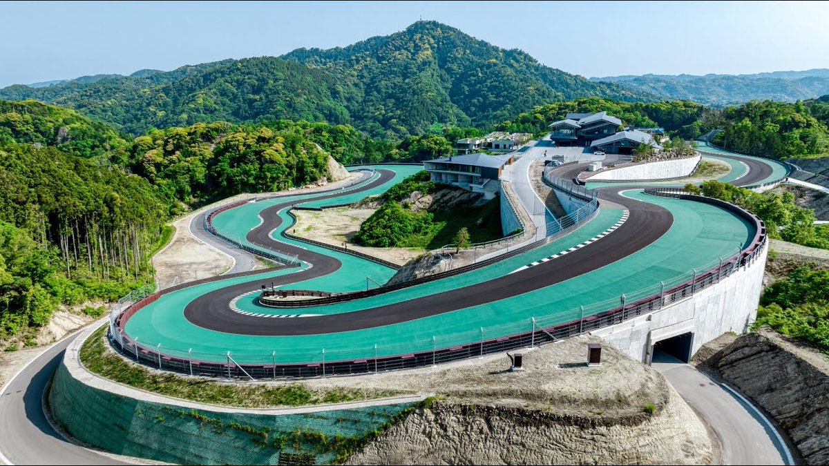 Picture this: A billionaire, not content with the world's racetracks, dreams bigger.

The result?

Magarigawa Club in Japan, a racetrack unlike any other, nestled between the stunning views of Mt. Fuji and Tokyo Bay. Designed by the renowned Tilke Engineers &amp; Architects.