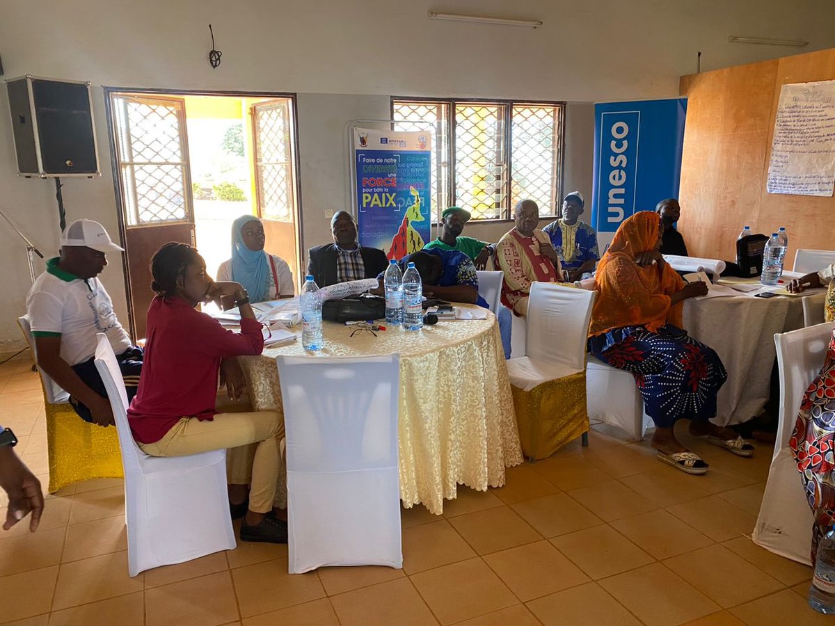 #Happeningnow: PBF’s Multiculturalism project is currently sharpening the skills of 30 community radio journalist in @Foumban on the conception, production and programming of interactive radio programs to promote multiculturalism @UNPeacebuilding